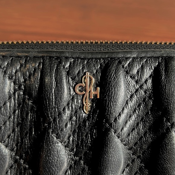 Cole Haan Black Leather Wallet w/Gold Hardware - Picture 3 of 12